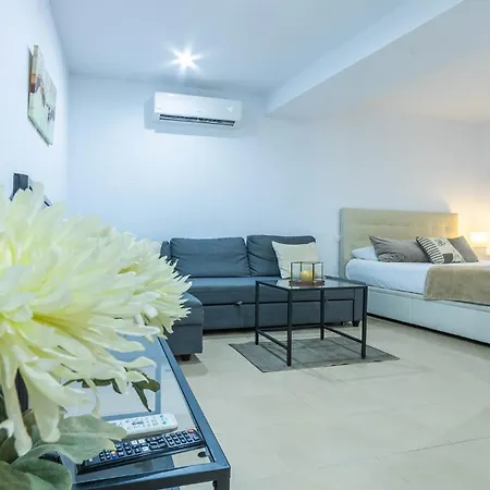 Natural Center Apartment *